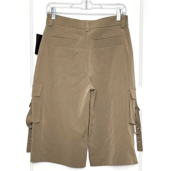 NWT RETROFETE 90s Taupe Grommet Strap Cargo‎ Pocket Rekaxed Bermuda Shorts Small - Picture 3 of 5